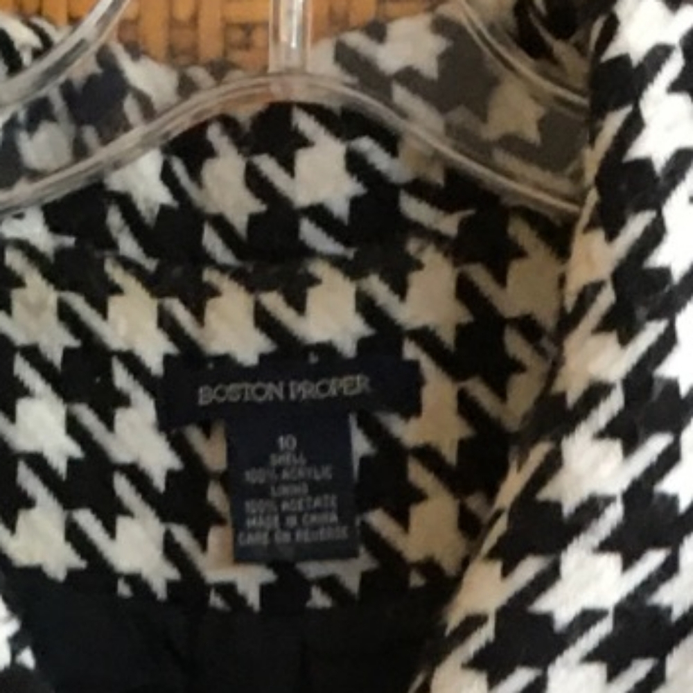 Crop Jacket - Picture 2 of 2